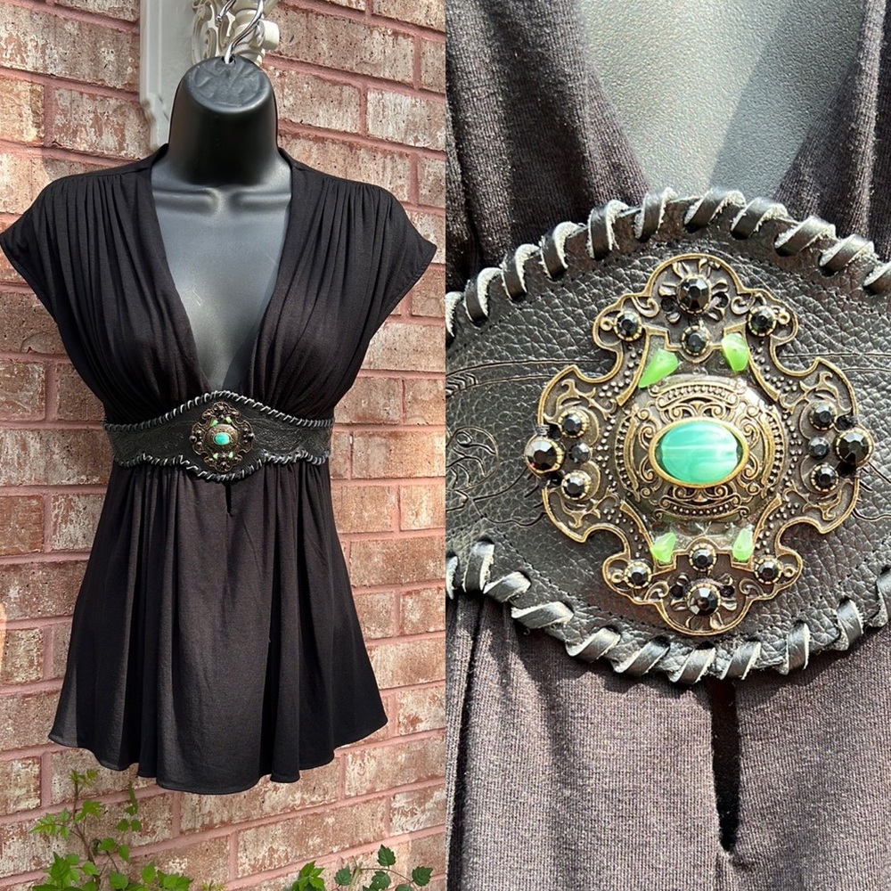 Sky Black Empire Waist Top with Decorative Turquoise Accent